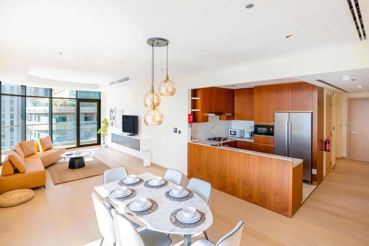 Fam Living - Rp Heights - 3 Mins Walk To Burj Khalifa & Dubai Mall Downtown ドバイ エクステリア 写真